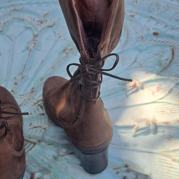 😃CLARKS ARTISAN LEATHER BOOTS NWOT - Picture 5 of 11